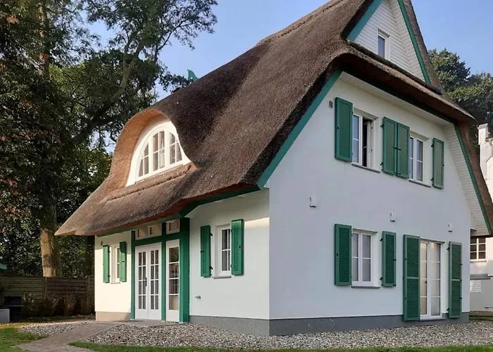Traditionelles Reethaus direkt an der Ostsee