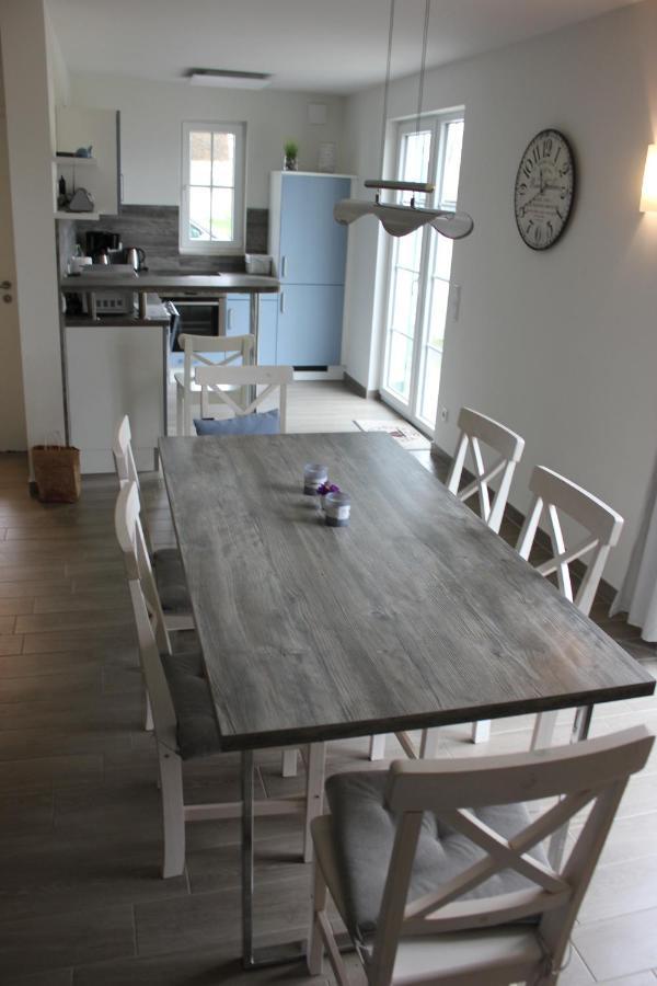 Ferienhaus Traditionelles Reethaus Direkt An Der Ostsee *